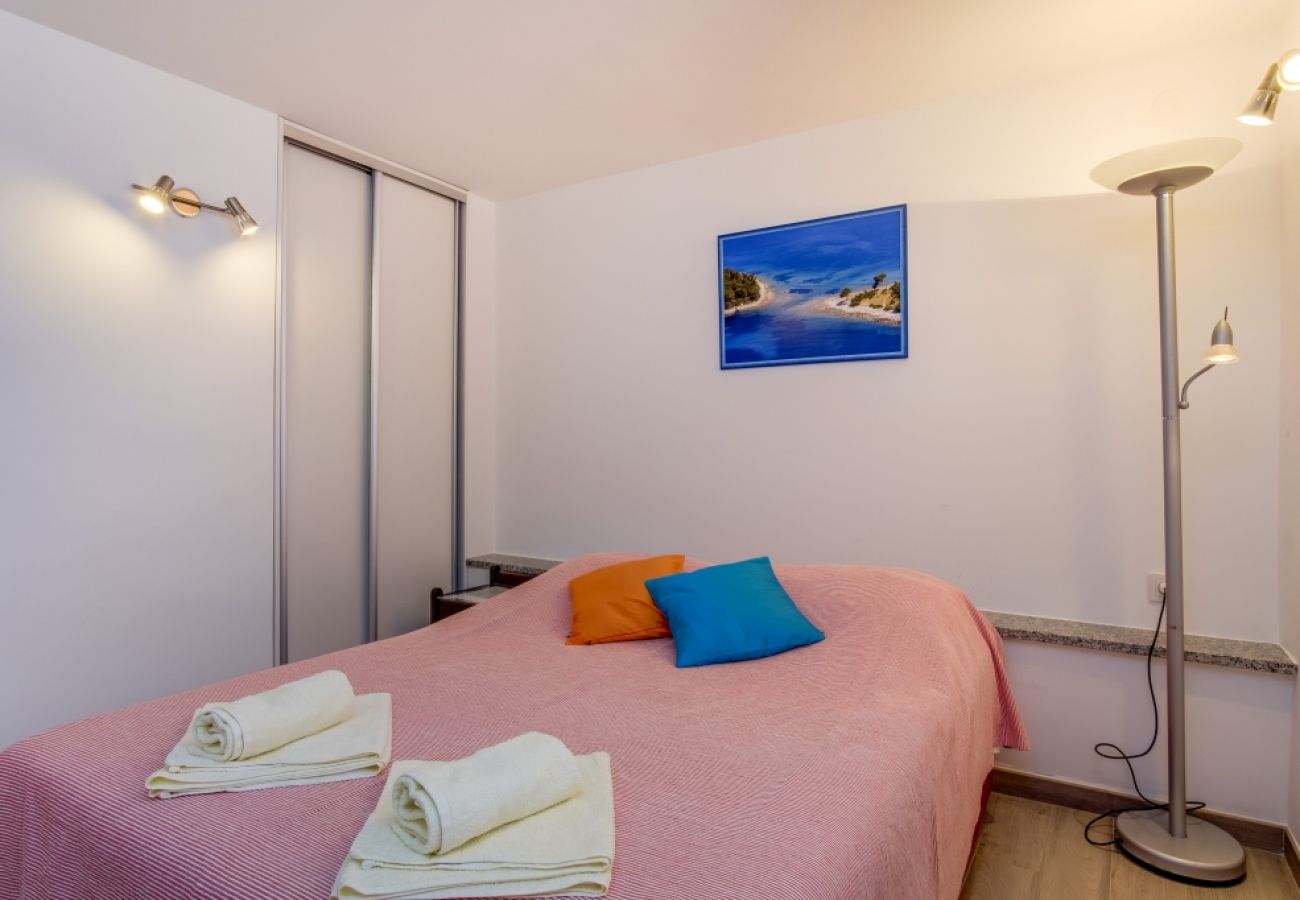 Appartement à Mali Lošinj - Appartement dans Mali Lošinj avec vue mer, Balcon, Climatisation, WIFI (4896-3)