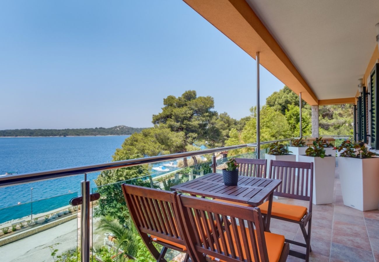 Appartement à Mali Lošinj - Appartement dans Mali Lošinj avec vue mer, Balcon, Climatisation, WIFI (4896-1)