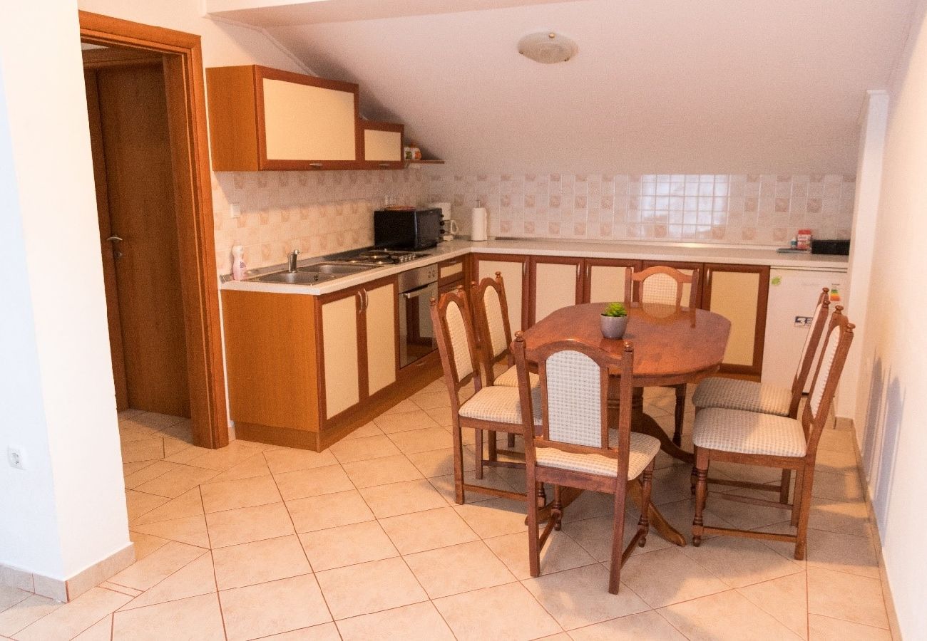 Appartement à Mundanije - Appartement dans Mundanije avec Balcon, Climatisation, WIFI (4912-1)