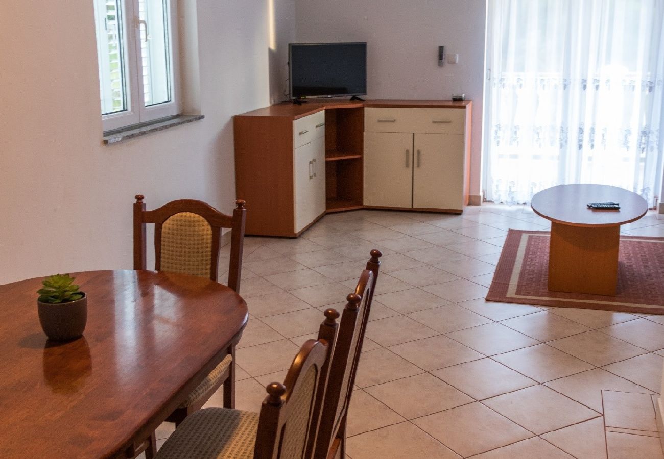 Appartement à Mundanije - Appartement dans Mundanije avec Balcon, Climatisation, WIFI (4912-1)