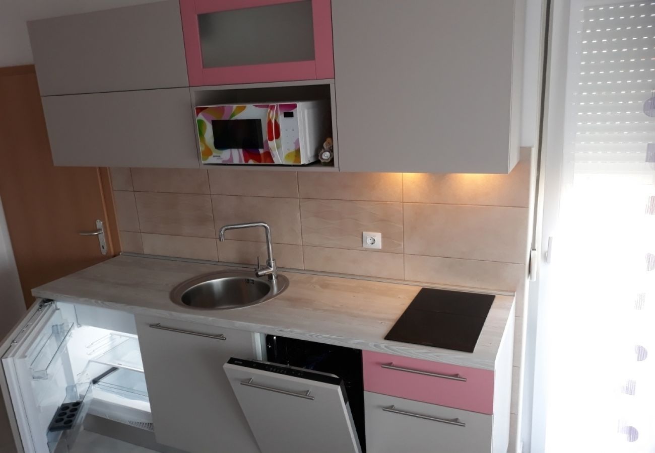 Appartement à Lopar - Appartement dans Lopar avec terrasse, Climatisation, WIFI, Machine à laver (4619-3)