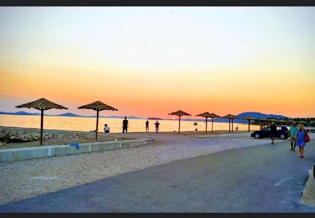 Appartement à Pirovac - Appartement dans Pirovac avec vue mer, terrasse, Climatisation, WIFI (4925-1) Appartement à Pirovac - Appartement dans Pirovac avec vue mer, terrasse, Climatisation, WIFI (4925-1)