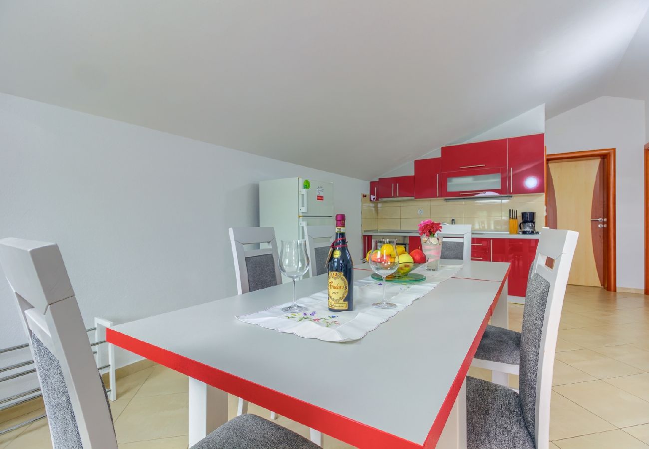 Appartement à Pirovac - Appartement dans Pirovac avec vue mer, terrasse, Climatisation, WIFI (4925-1)