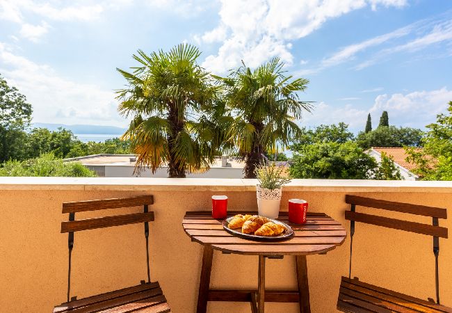 Appartement à Njivice - Appartement dans Njivice avec vue mer, Balcon, Climatisation, WIFI (4930-1) Appartement à Njivice - Appartement dans Njivice avec vue mer, Balcon, Climatisation, WIFI (4930-1)