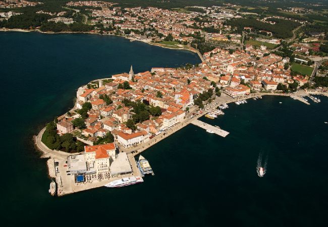 Maison à Porec - Maison de vacances dans Poreč avec Balcon, Climatisation, WIFI, Machine à laver (4928-2) Maison à Porec - Maison de vacances dans Poreč avec Balcon, Climatisation, WIFI, Machine à laver (4928-2)