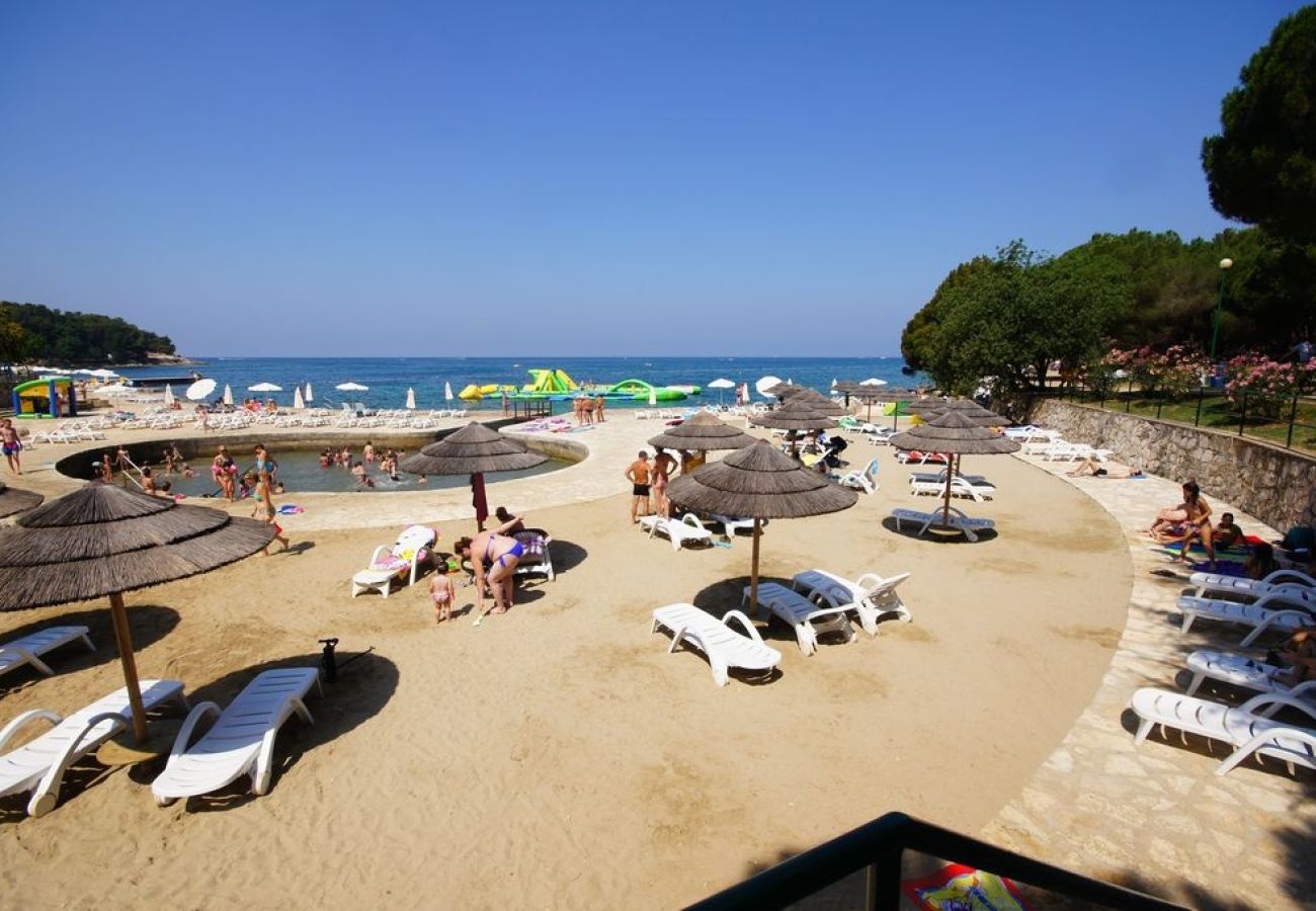 Maison à Porec - Maison de vacances dans Poreč avec Balcon, Climatisation, WIFI, Machine à laver (4928-2)