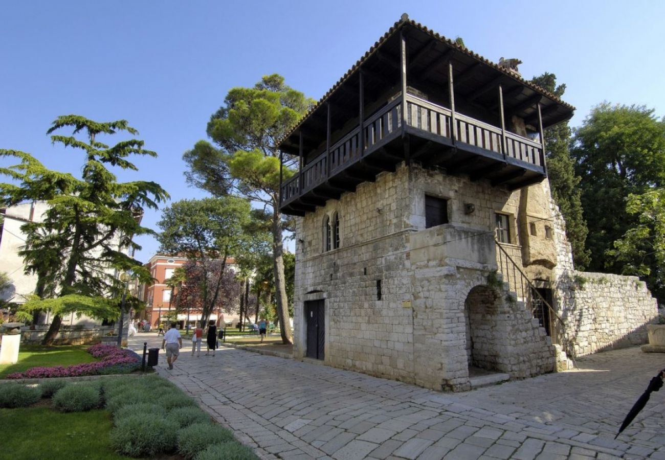 Maison à Porec - Maison de vacances dans Poreč avec Balcon, Climatisation, WIFI, Machine à laver (4928-2)