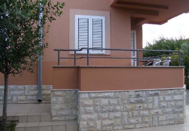 Appartement à Sukošan - Appartement dans Sukošan avec Balcon, Climatisation, WIFI (4941-2) Appartement à Sukošan - Appartement dans Sukošan avec Balcon, Climatisation, WIFI (4941-2)