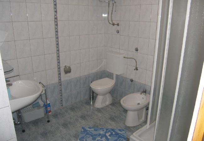 Appartement à Sukošan - Appartement dans Sukošan avec Balcon, Climatisation, WIFI (4941-2) Appartement à Sukošan - Appartement dans Sukošan avec Balcon, Climatisation, WIFI (4941-2)