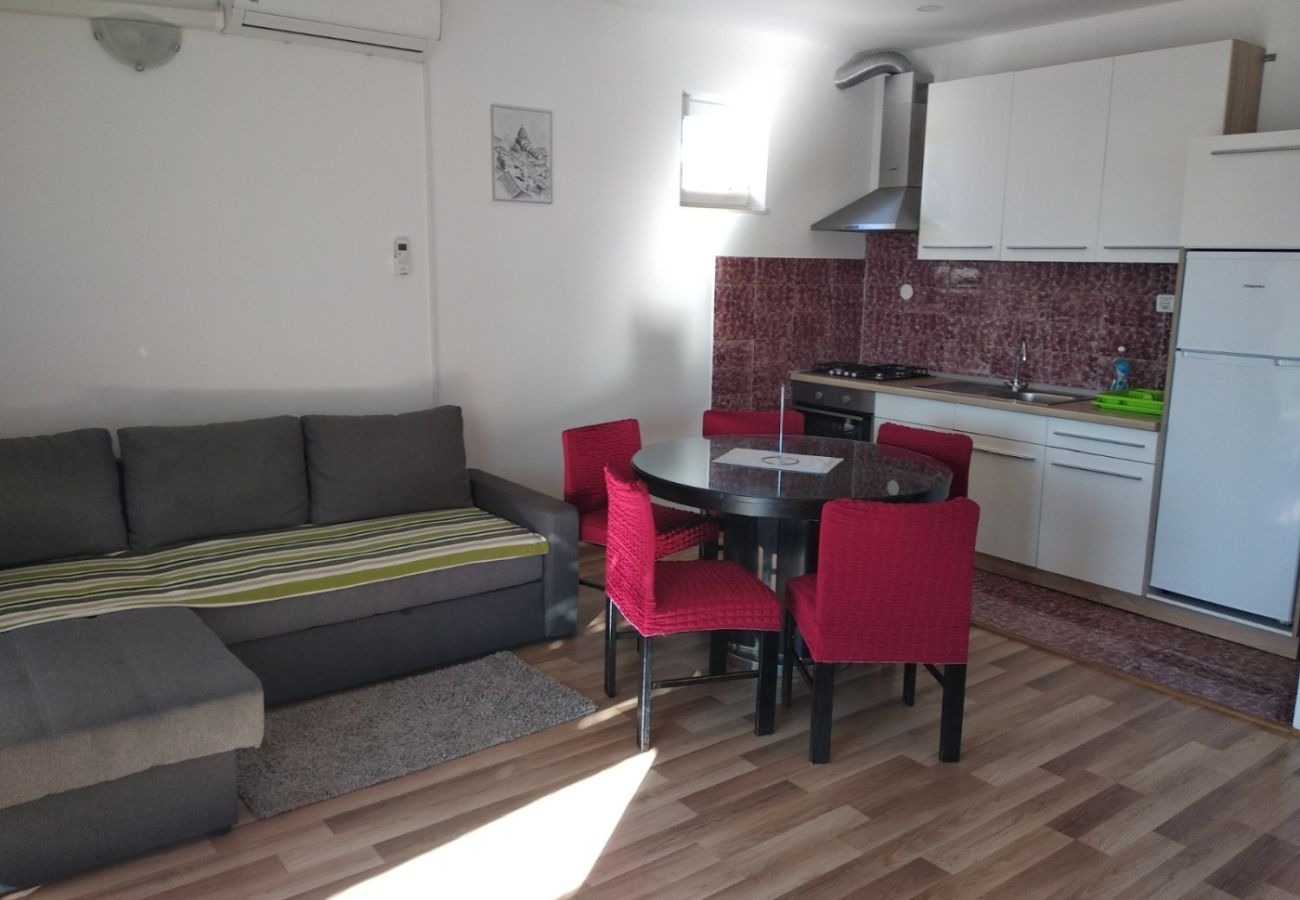 Appartement à Šibenik-Brodarica - Appartement dans Brodarica avec vue mer, Balcon, Climatisation, WIFI (4731-5)