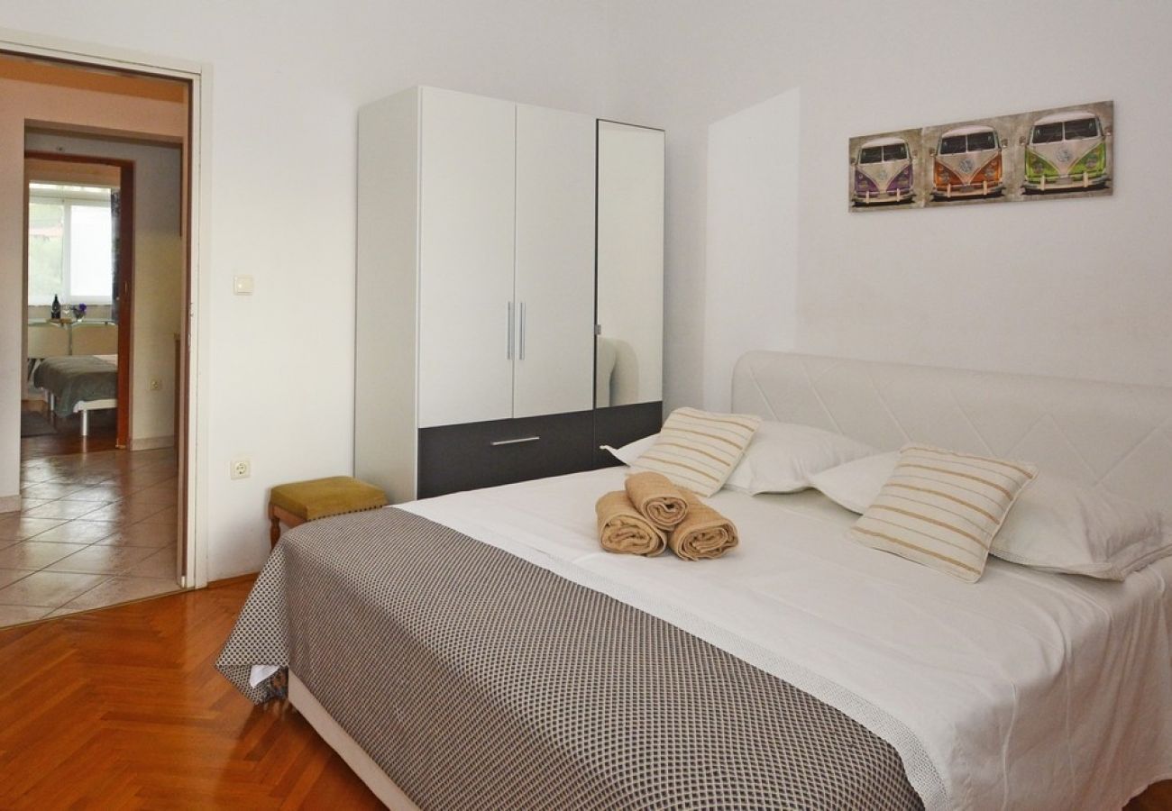 Appartement à Duce - Appartement dans Duće avec vue mer, terrasse, Climatisation, WIFI (4969-2)