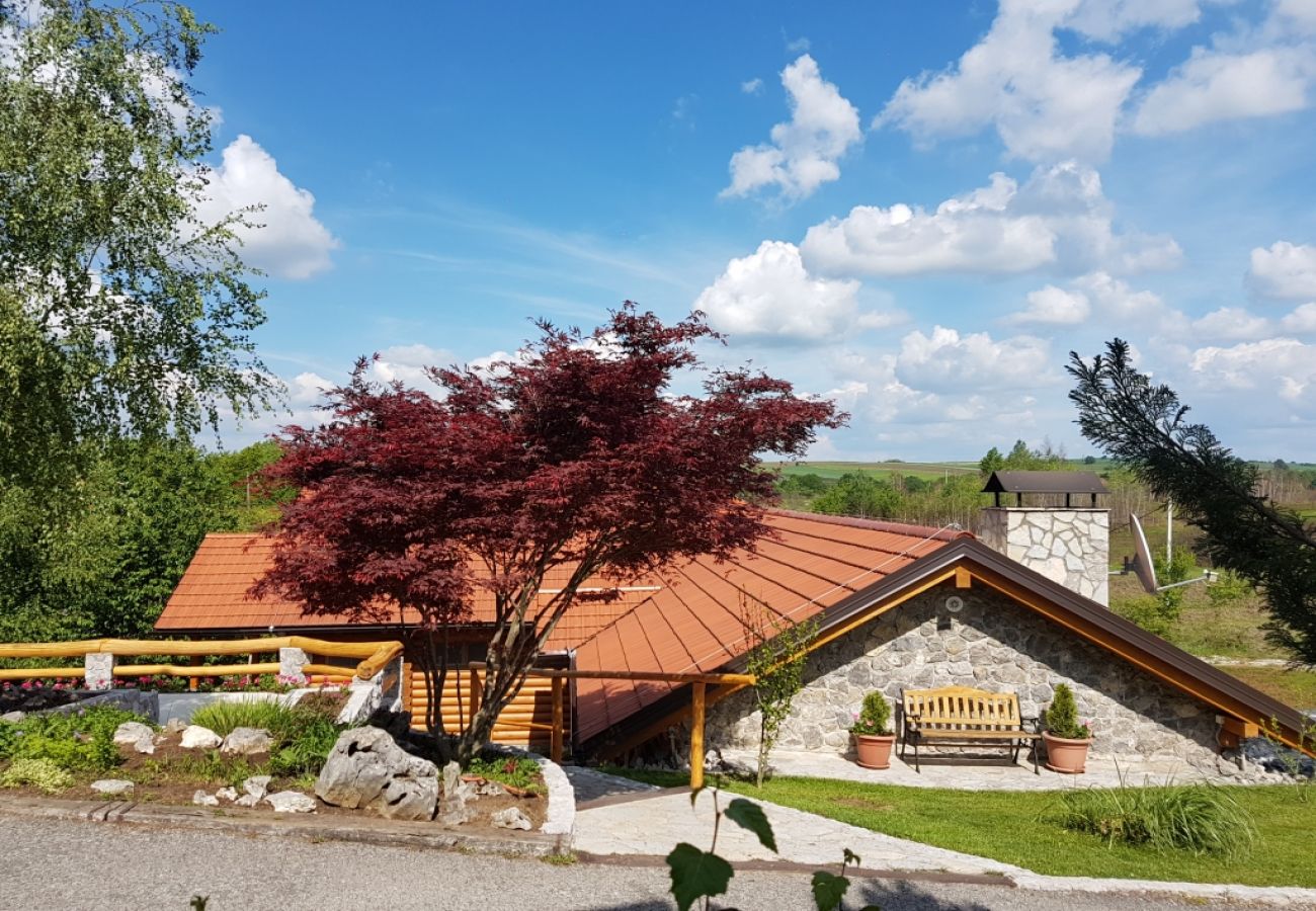 Chambres d'hôtes à Rakovica - Chambre dans Rakovica avec WIFI (4958-3)