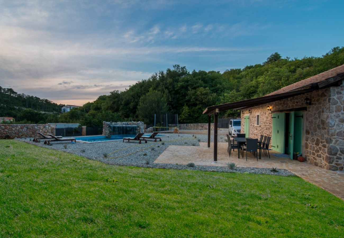 Maison à Vrbnik - Maison de vacances dans Vrbnik avec Climatisation, WIFI, Lave-vaisselle (4791-1)