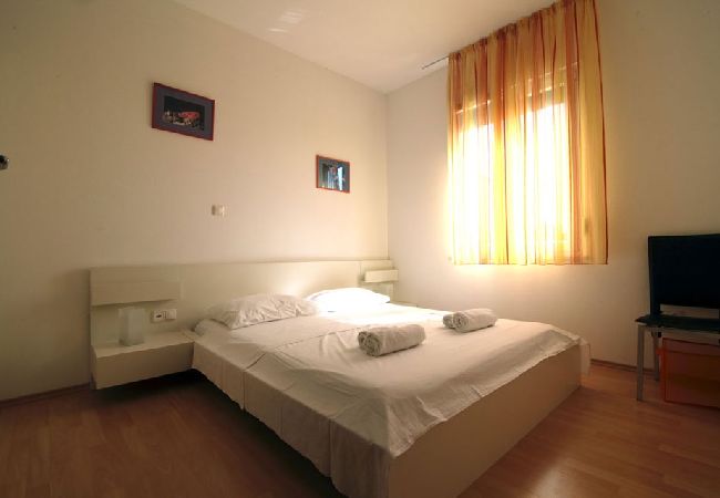 Appartement à Zadar - Appartement dans Zadar avec Balcon, Climatisation, WIFI (858-3) Appartement à Zadar - Appartement dans Zadar avec Balcon, Climatisation, WIFI (858-3)