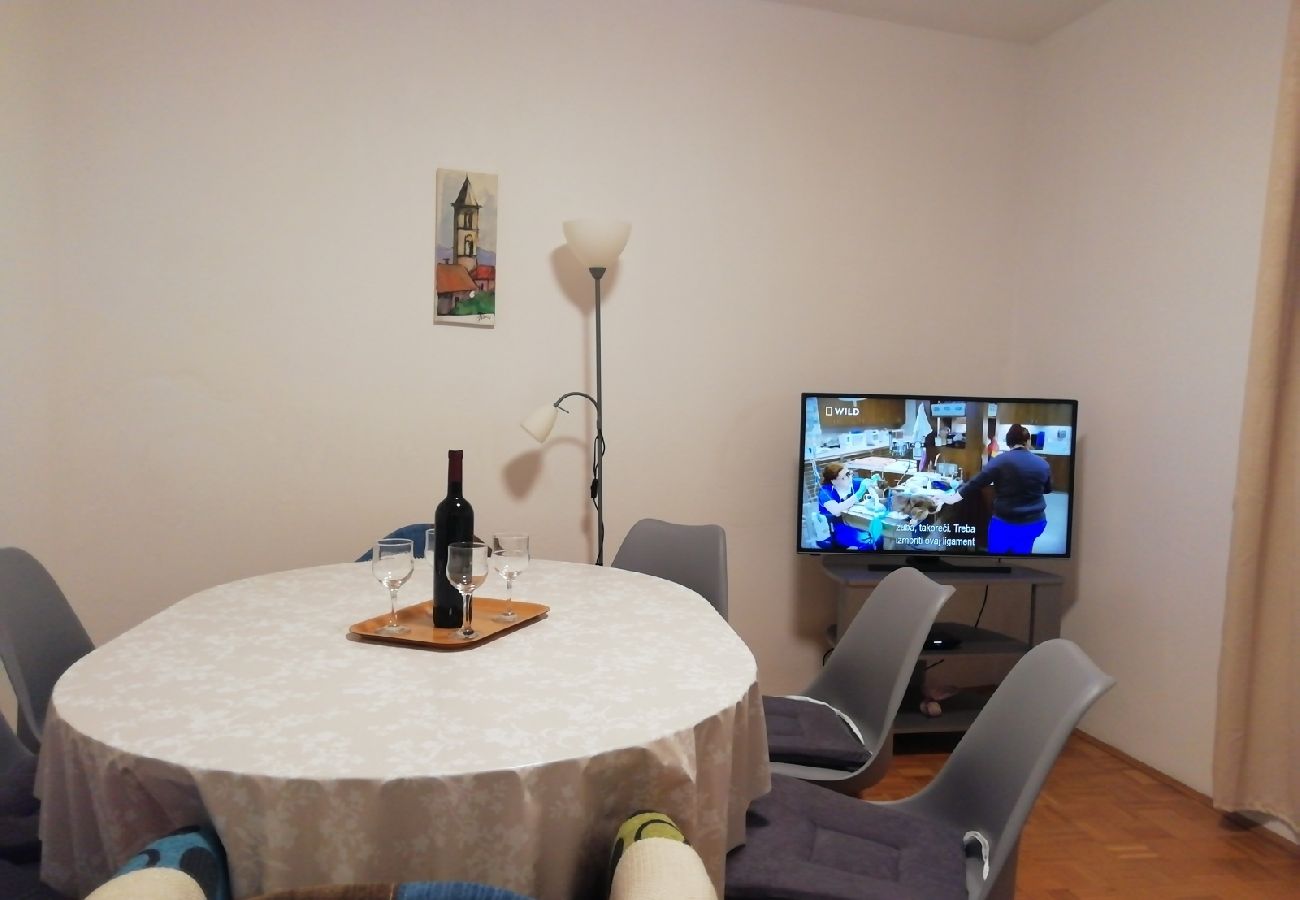 Appartement à Nin - Appartement dans Nin avec loggia, Climatisation, WIFI, Machine à laver (4986-1)