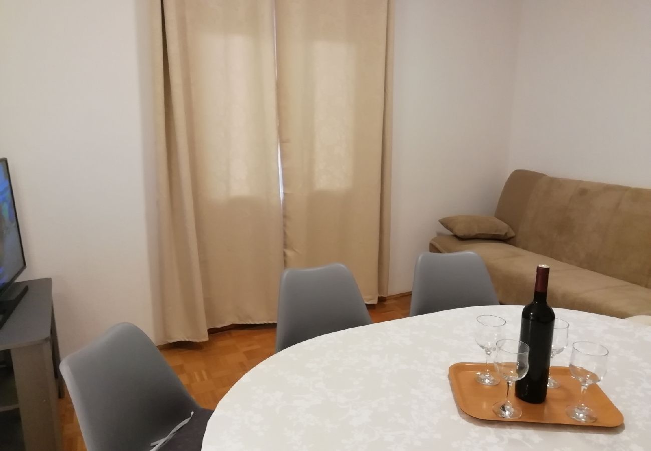 Appartement à Nin - Appartement dans Nin avec loggia, Climatisation, WIFI, Machine à laver (4986-1)