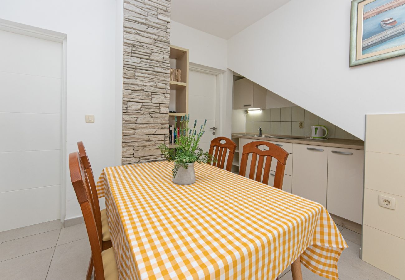 Appartement à Drašnice - Appartement dans Drašnice avec vue mer, terrasse, Climatisation, WIFI (4992-2)