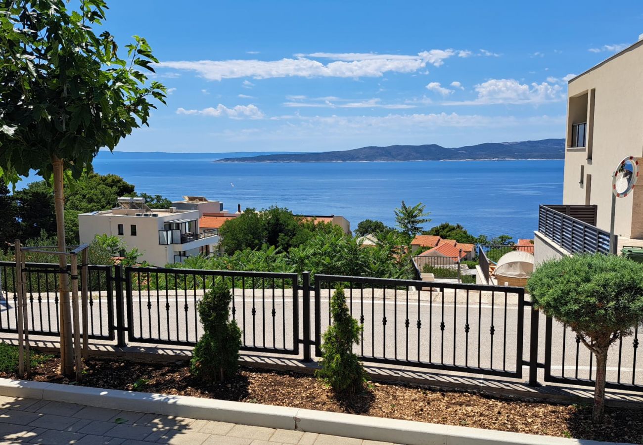 Chambres d'hôtes à Brela - Chambre dans Brela avec vue mer, terrasse, Climatisation, WIFI (4947-2)