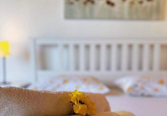 Appartement à Murter - Appartement dans Murter avec vue mer, terrasse, Climatisation, WIFI (5026-3) Appartement à Murter - Appartement dans Murter avec vue mer, terrasse, Climatisation, WIFI (5026-3)