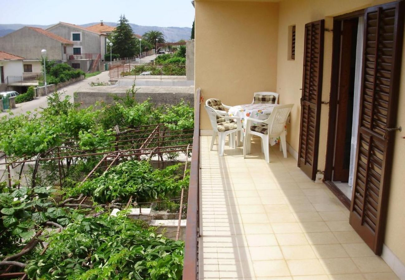 Appartement à Stari Grad - Appartement dans Stari Grad (Hvar) avec Balcon, Climatisation, WIFI, Lave-vaisselle (5028-2)