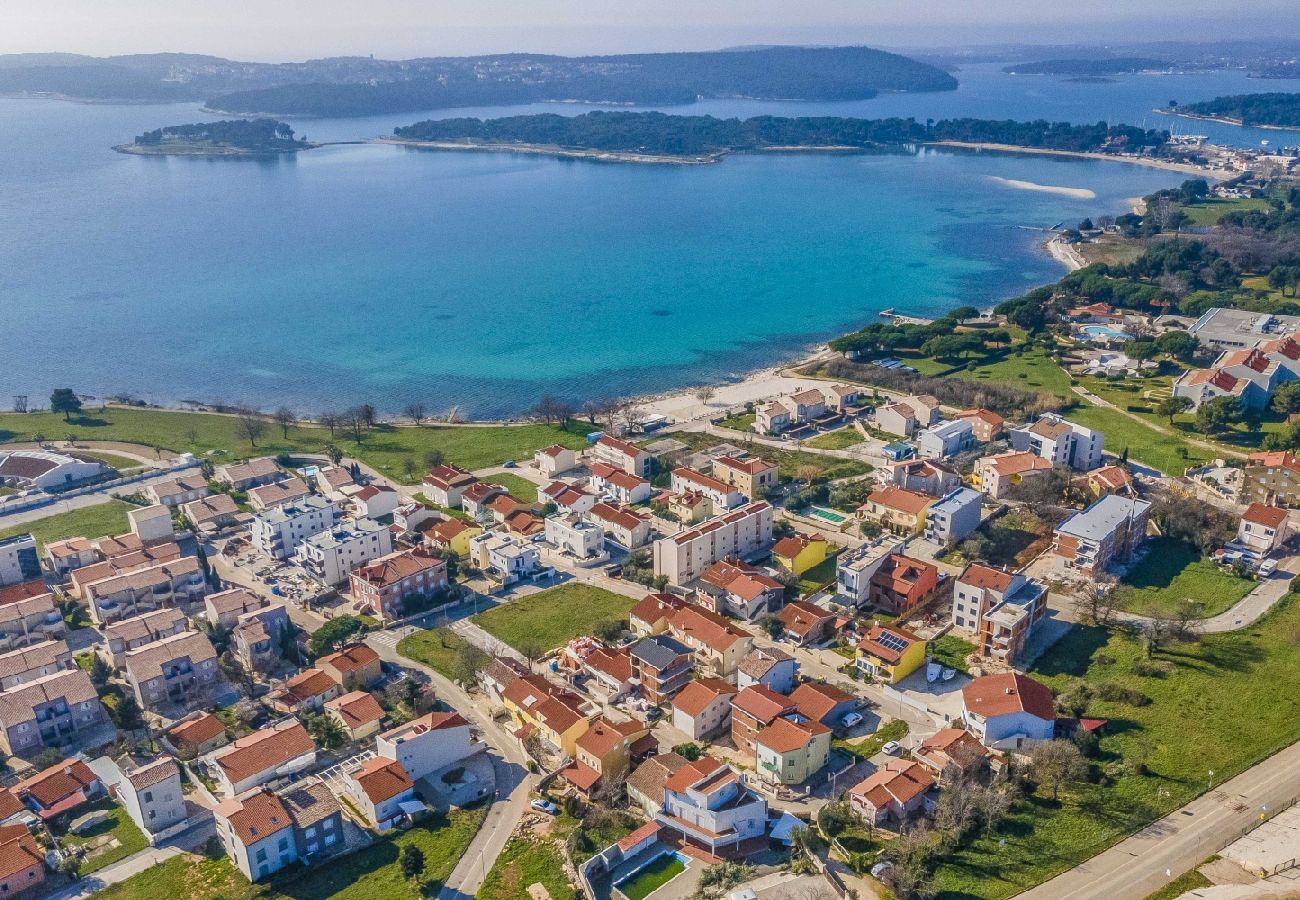 Maison à Medulin - Maison de vacances dans Medulin avec vue mer, terrasse, Climatisation, WIFI (3486-4)