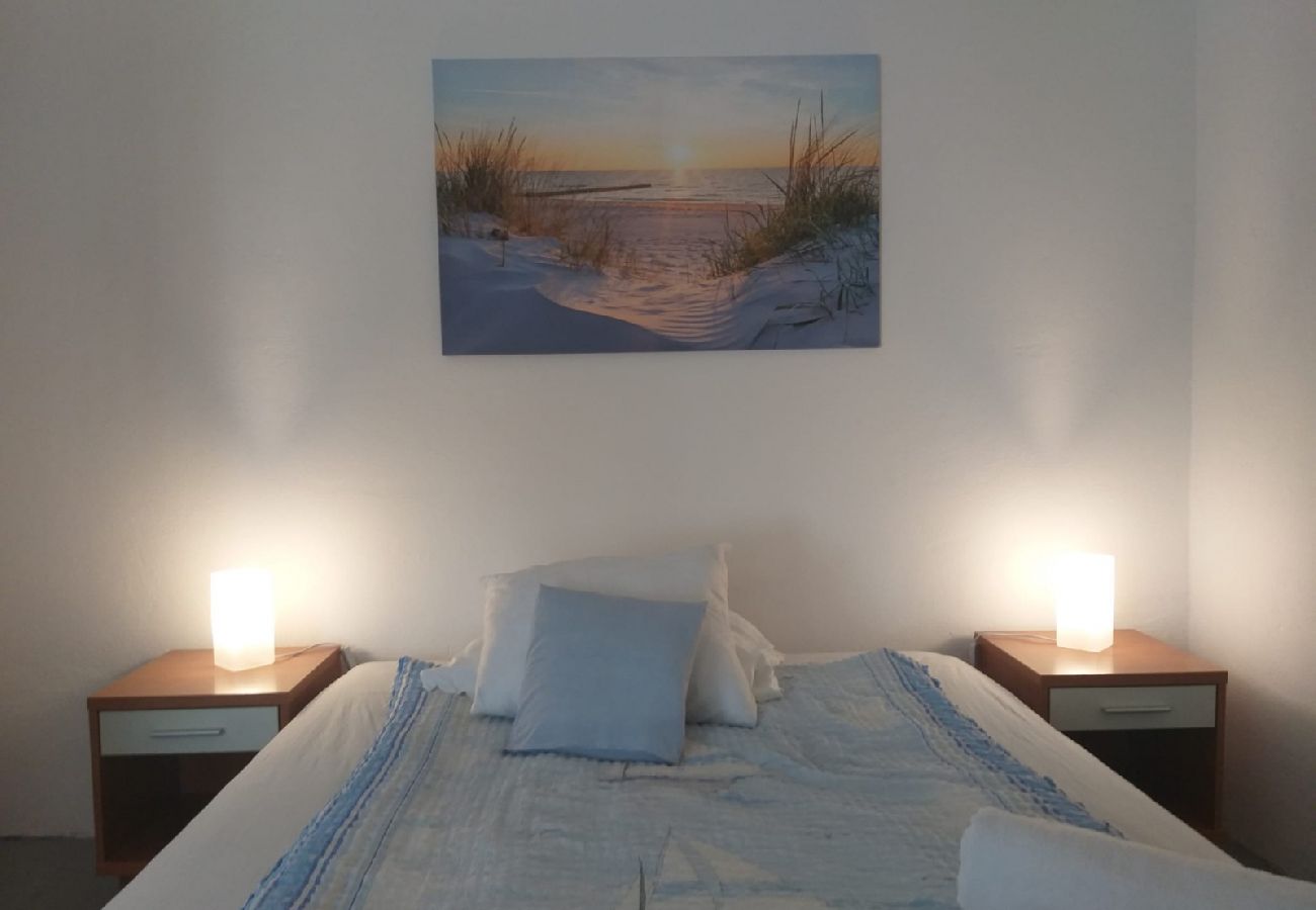 Appartement à Pisak - Appartement dans Pisak avec vue mer, terrasse, Climatisation, WIFI (5023-3)