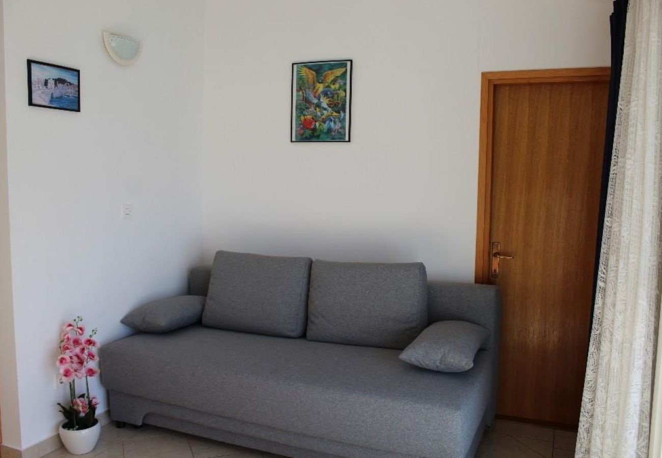 Appartement à Tribunj - Appartement dans Tribunj avec vue mer, Balcon, Climatisation, WIFI (5034-2)