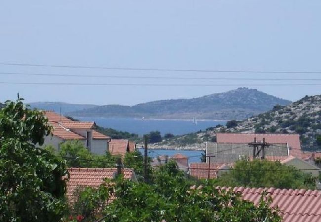 Appartement à Tribunj - Appartement dans Tribunj avec vue mer, Balcon, Climatisation, WIFI (5034-3) Appartement à Tribunj - Appartement dans Tribunj avec vue mer, Balcon, Climatisation, WIFI (5034-3)