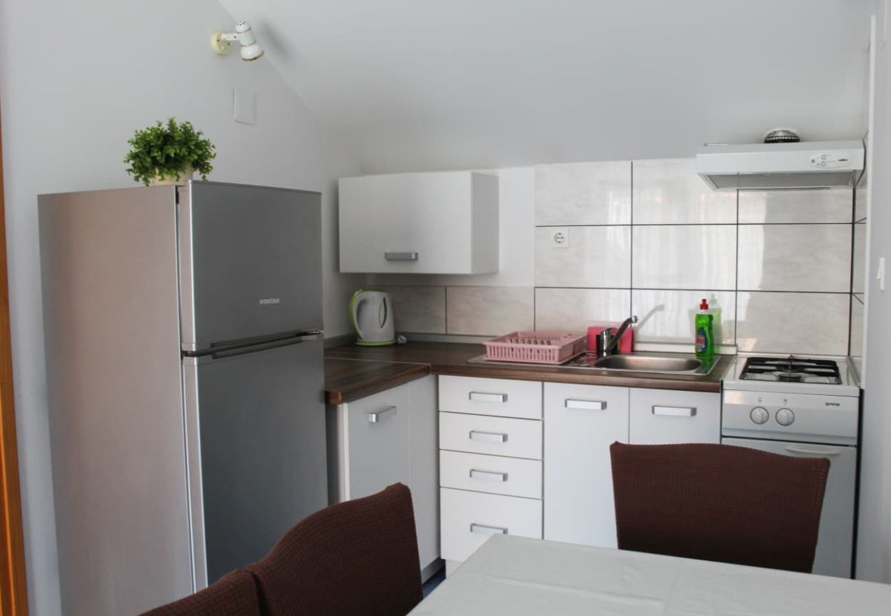 Appartement à Tribunj - Appartement dans Tribunj avec vue mer, Balcon, Climatisation, WIFI (5034-3)