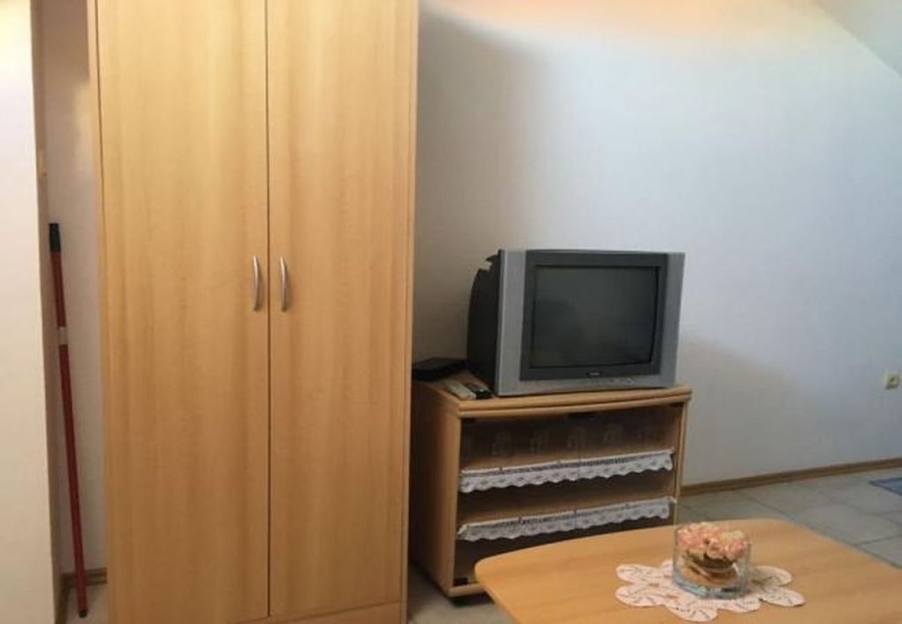 Appartement à Tribunj - Appartement dans Tribunj avec terrasse, Climatisation, WIFI (5038-4)