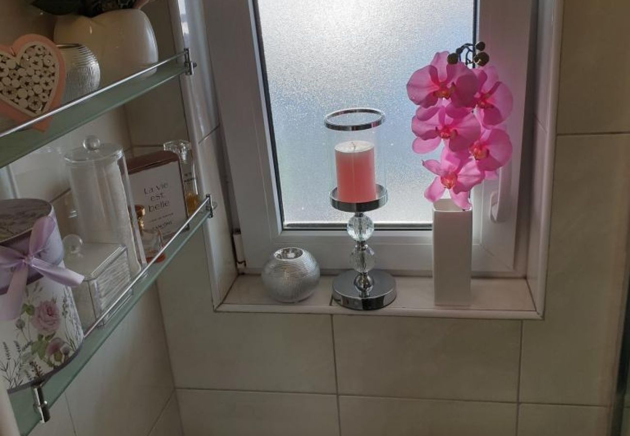 Appartement à Duce - Appartement dans Duće avec vue mer, terrasse, Climatisation, WIFI (5063-1)