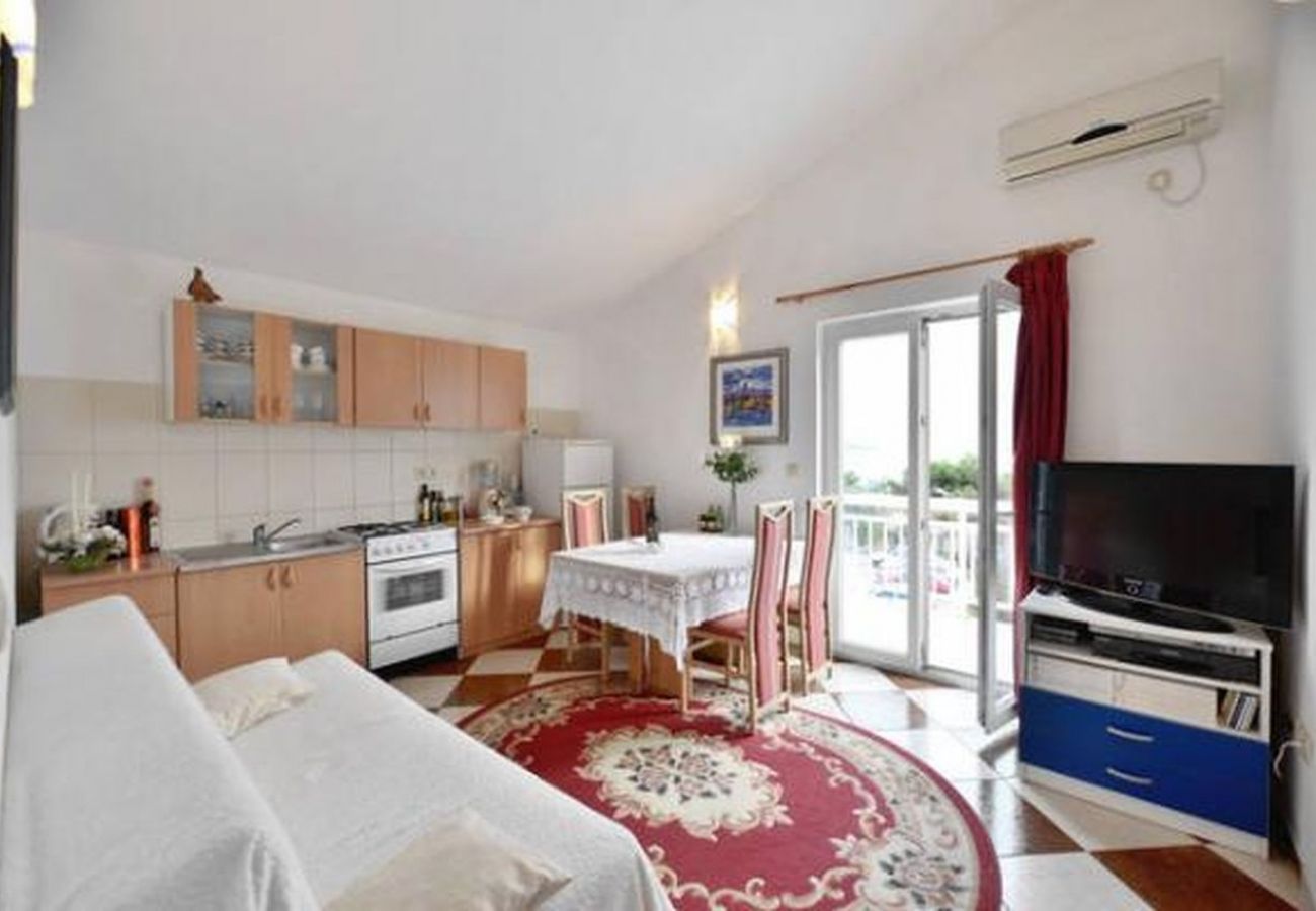 Appartement à Duce - Appartement dans Duće avec vue mer, Balcon, Climatisation, WIFI (5063-2)