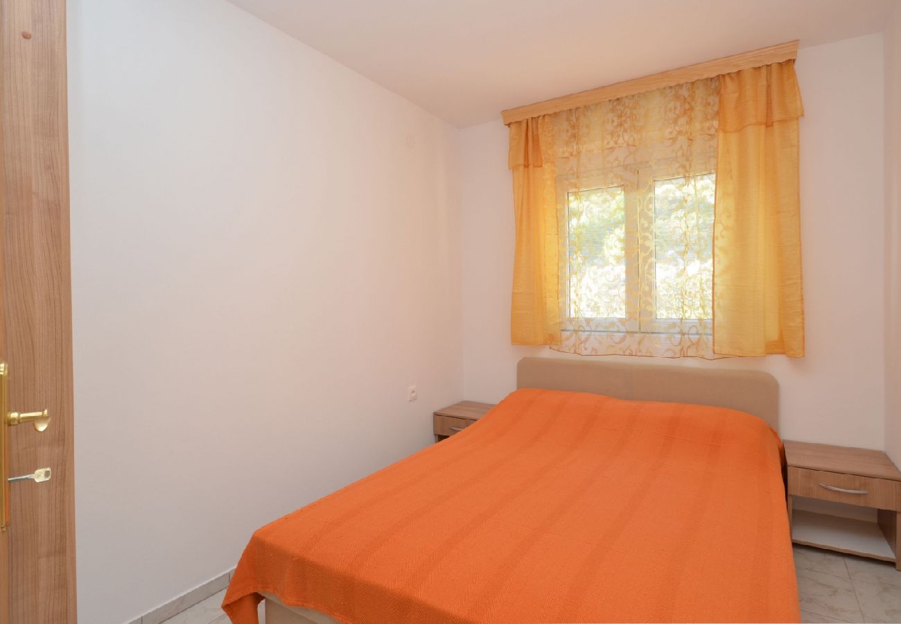 Appartement à Prizba - Appartement dans Prižba avec vue mer, terrasse, Climatisation, WIFI (5080-4)