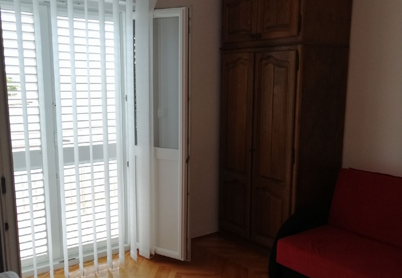 Appartement à Tribunj - Appartement dans Tribunj avec vue mer, Balcon, Climatisation, WIFI (5081-1)