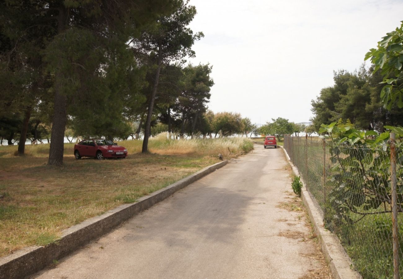 Appartement à Vodice - Ferienwohnung in Vodice mit Meerblick, Terrasse, Klimaanlage, W-LAN (144-2)