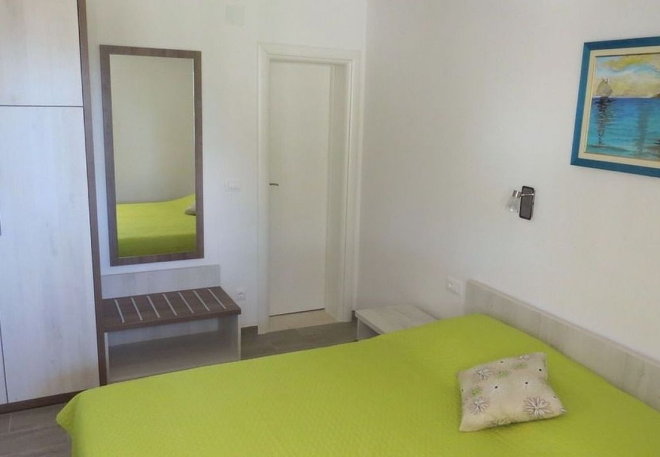 Appartement à Orebic - Appartement dans Orebić avec vue mer, terrasse, Climatisation, WIFI (4202-5)