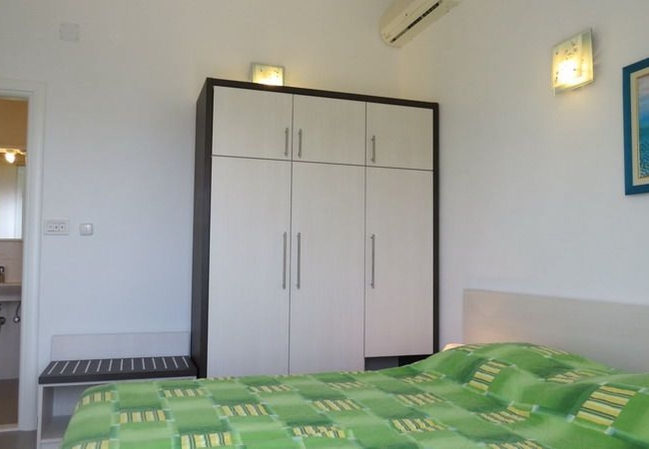 Appartement à Orebic - Appartement dans Orebić avec vue mer, Balcon, Climatisation, WIFI (4202-2)