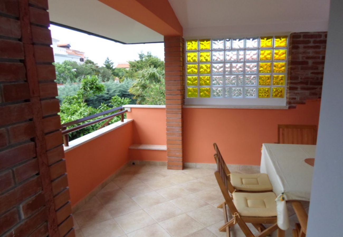 Appartement à Banjole - Appartement dans Banjole avec terrasse, Climatisation, WIFI, Machine à laver (3360-1)