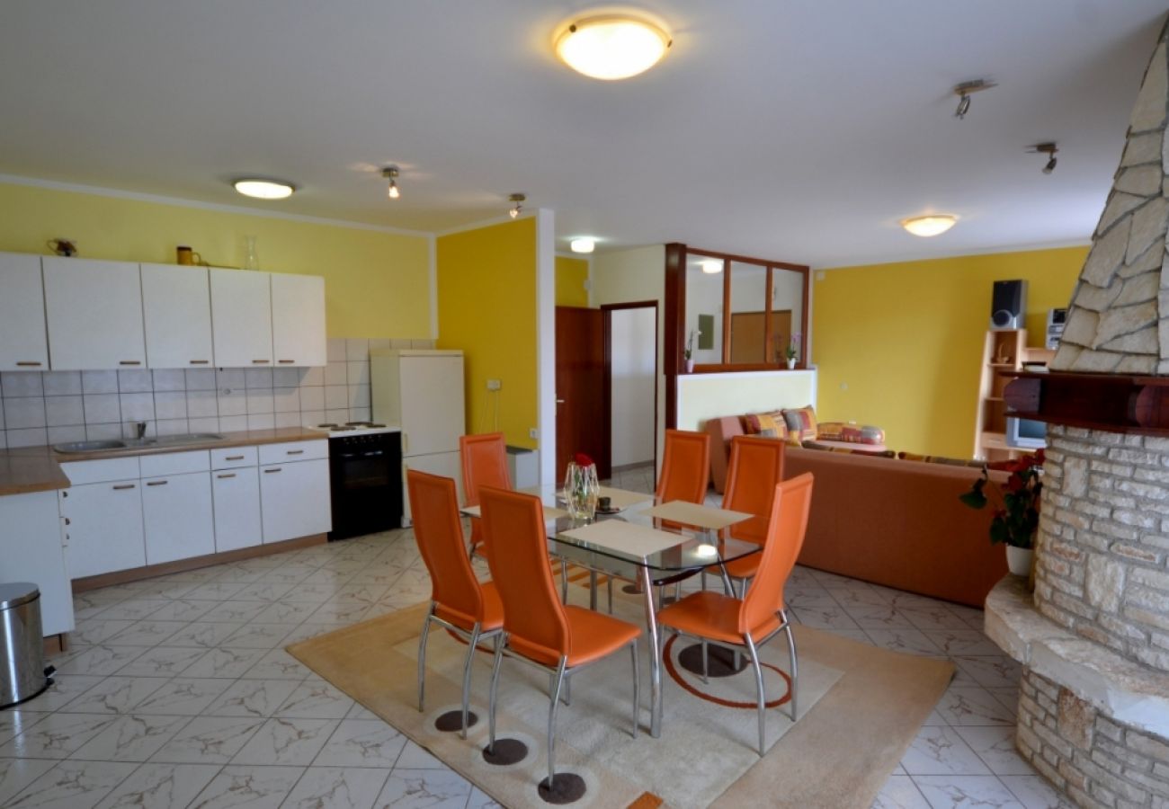 Appartement à Vrvari - Appartement dans Vrvari avec Balcon, Climatisation, WIFI, Machine à laver (664-1)