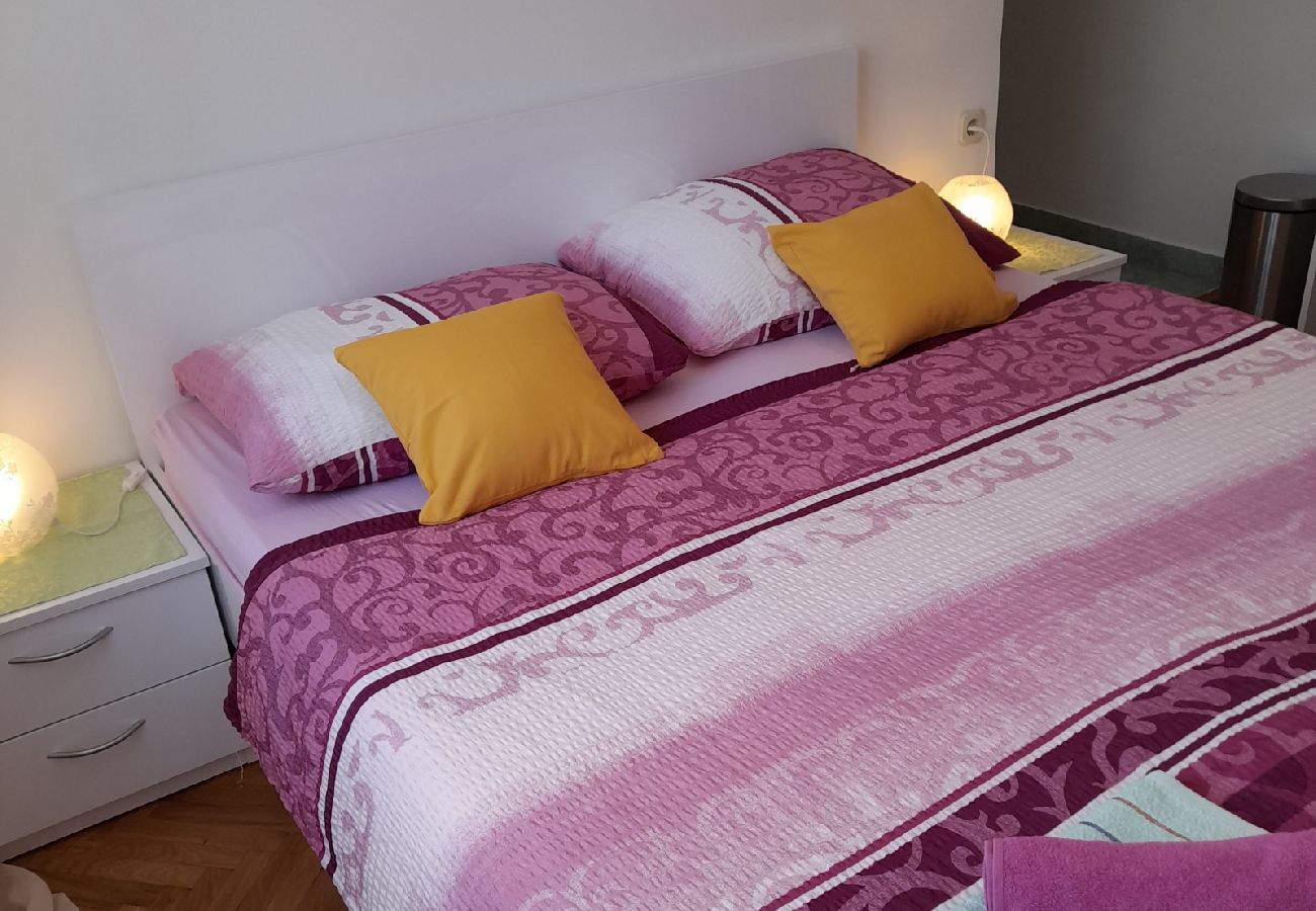 Chambres d'hôtes à Lopar - Chambre dans Lopar avec terrasse, Climatisation, WIFI (3719-4)