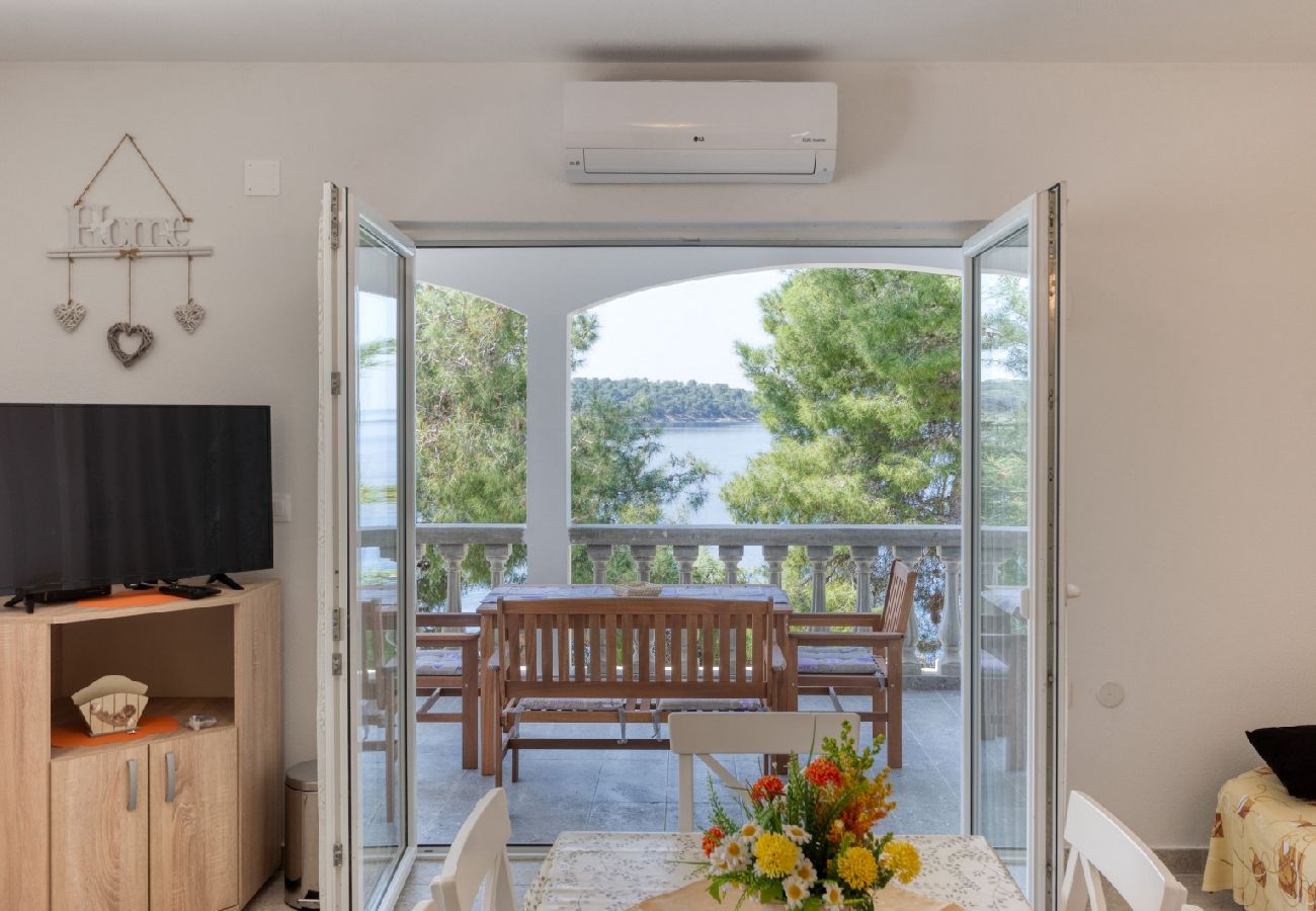 Appartement à Karbuni - Appartement dans Karbuni avec vue mer, Balcon, Climatisation, WIFI (5078-3)