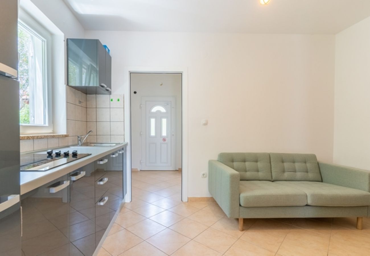 Appartement à Cres - Appartement dans Cres avec Balcon, Climatisation, WIFI, Machine à laver (4249-3)