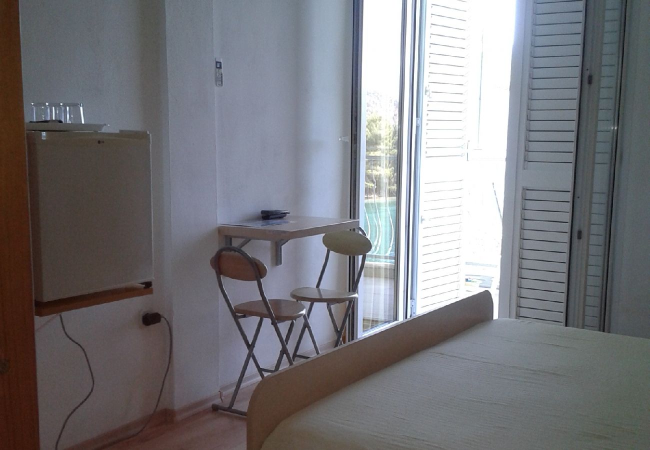 Chambres d'hôtes à Luka - Zimmer in Luka mit Meerblick, Balkon, Klimaanlage, W-LAN (4659-3)