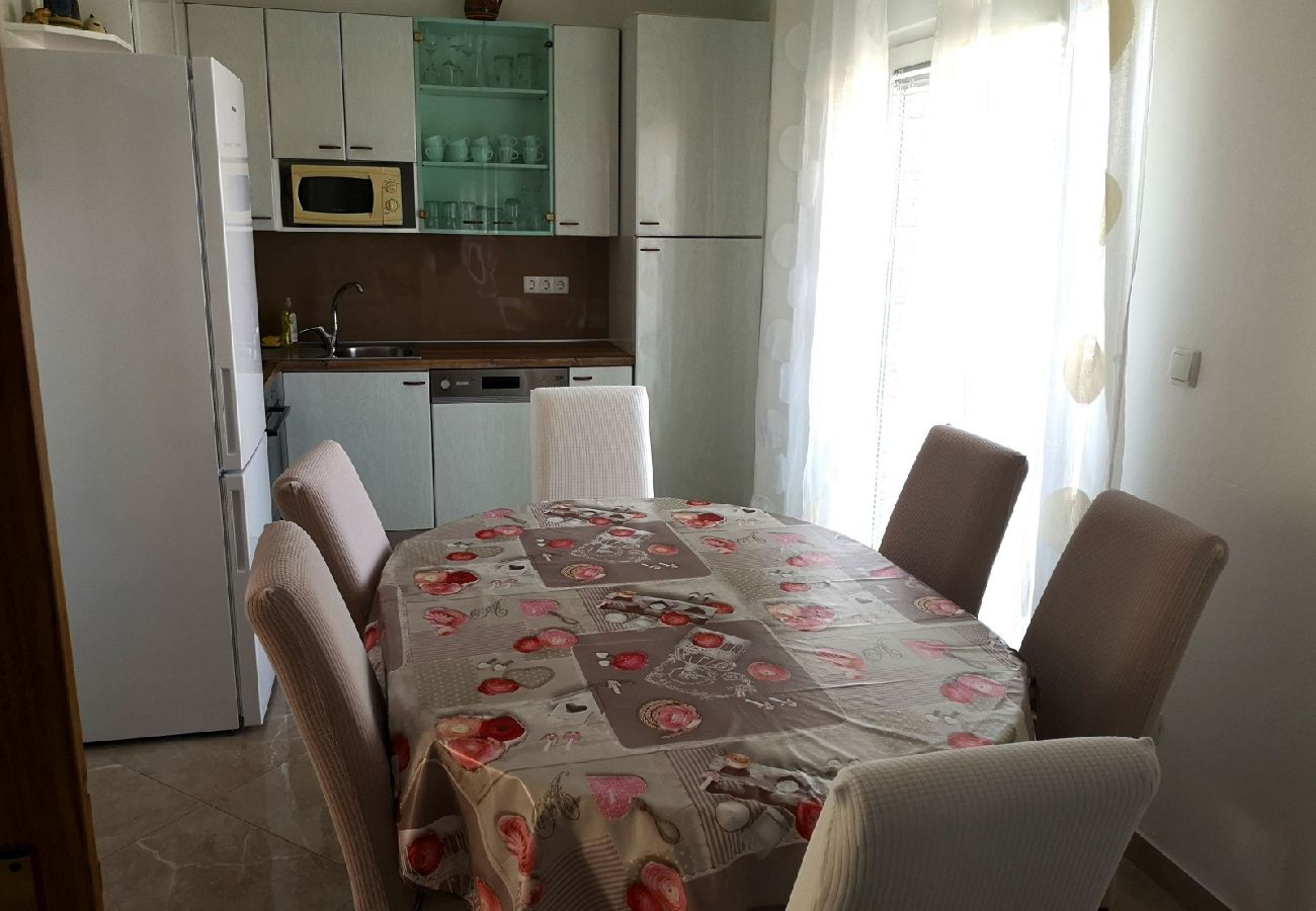 Appartement à Lopar - Appartement dans Lopar avec vue mer, terrasse, WIFI, Machine à laver (593-1)