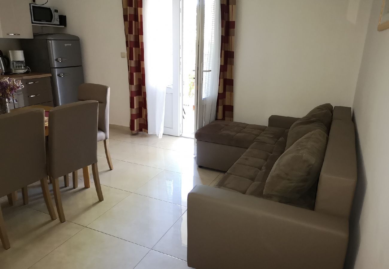 Appartement à Lopar - Appartement dans Lopar avec vue mer, terrasse, WIFI, Machine à laver (593-4)