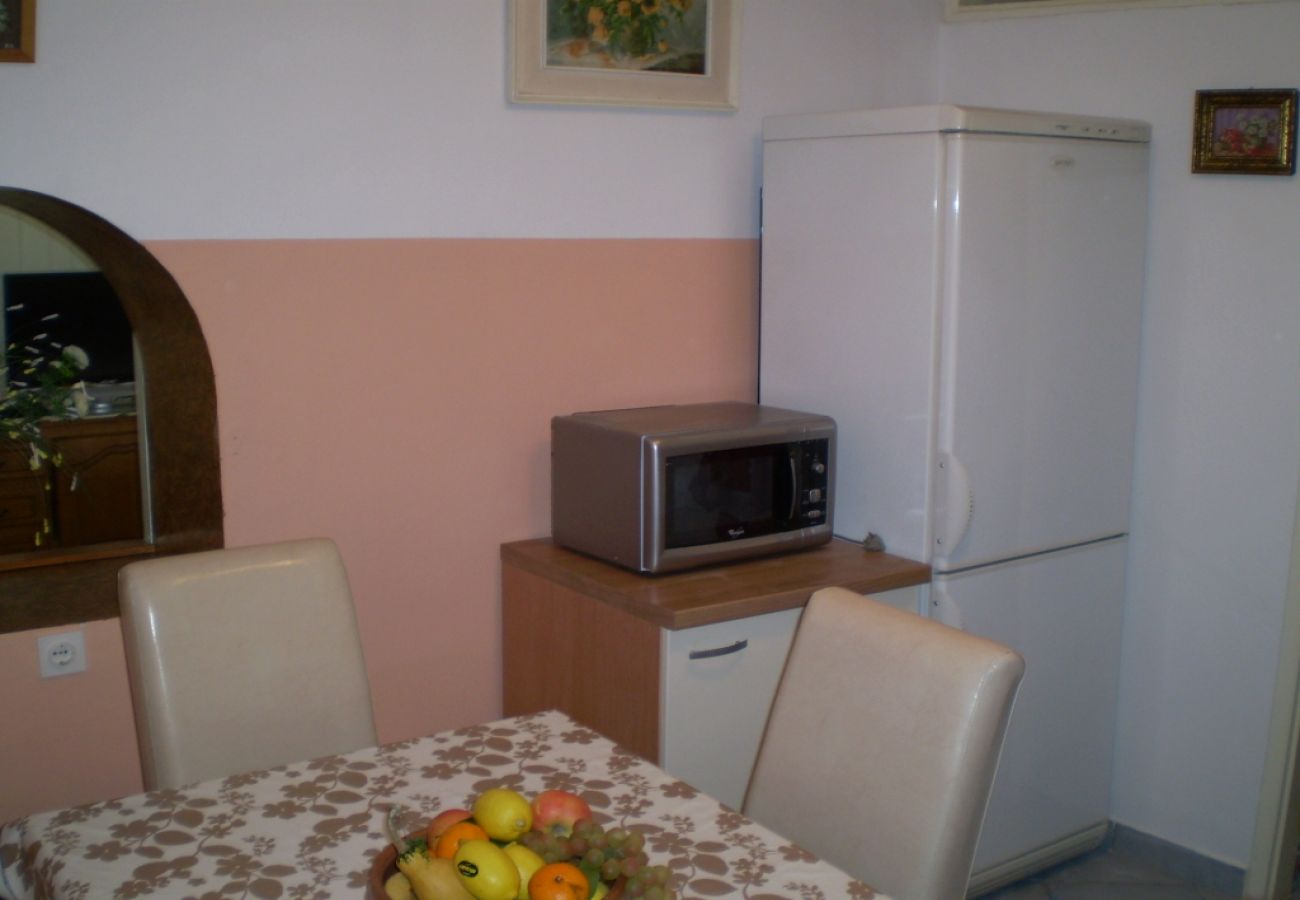 Appartement à Novi Vinodolski - Appartement dans Novi Vinodolski avec Climatisation, WIFI, Machine à laver (3541-4)