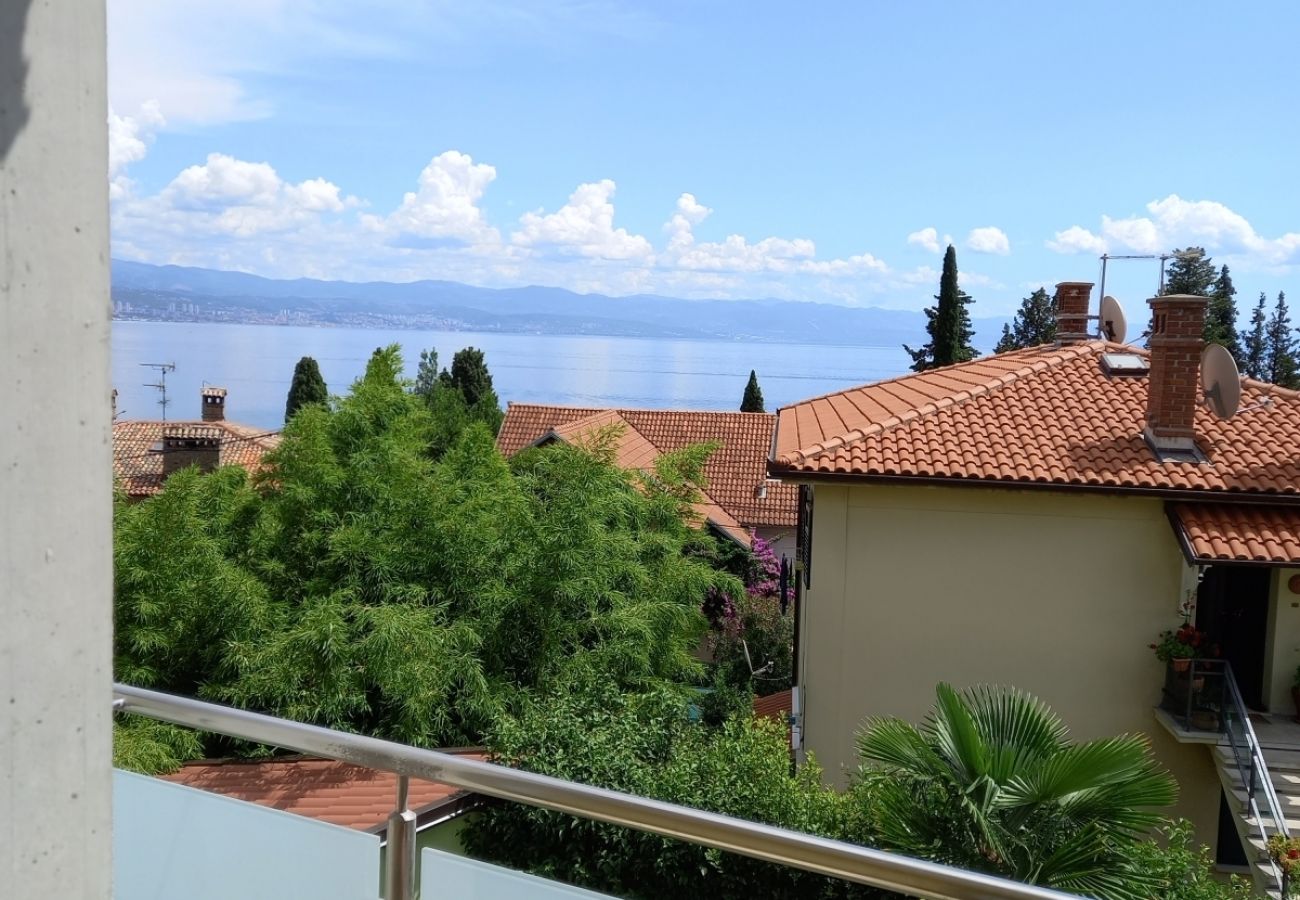 Appartement à Ika - Appartement dans Ika avec vue mer, Balcon, Climatisation, WIFI (5025-2)