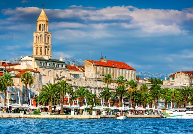 Appartement à Kaštel Novi - Appartement dans Kaštel Novi avec Balcon, Climatisation, WIFI, Machine à laver (5105-1) Appartement à Kaštel Novi - Appartement dans Kaštel Novi avec Balcon, Climatisation, WIFI, Machine à laver (5105-1)