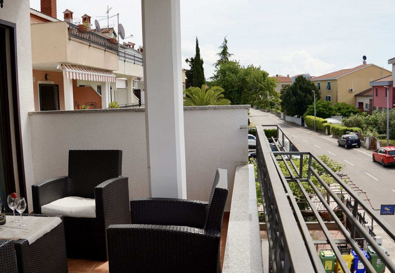 Appartement à Rovinj - Appartement dans Rovinj avec terrasse, Climatisation, WIFI, Machine à laver (3652-4)