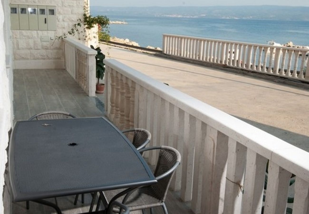 Appartement à Podstrana - Appartement dans Podstrana-Sv.Martin avec vue mer, Balcon, Climatisation, WIFI (5117-7)